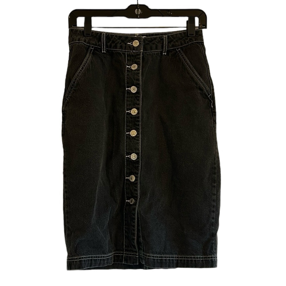 Forever 21 button down black size small midi jean skirt